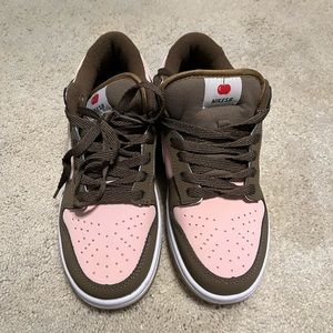 NIKE DUNKS! (Cherry 🍒🤎)